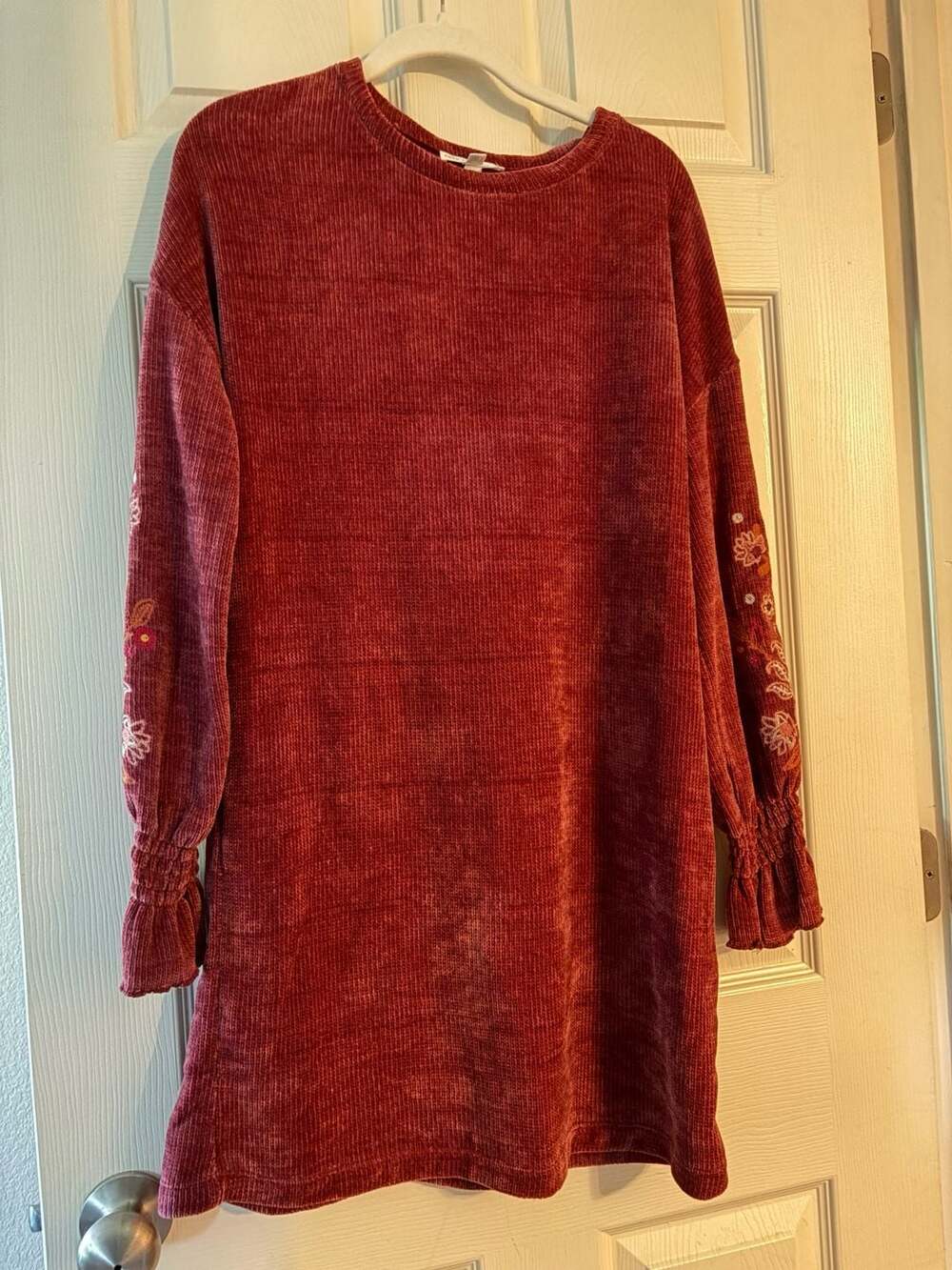 Coco + Jaimeson Size S Maroon Corduroy Embroidered Sleeve Dress